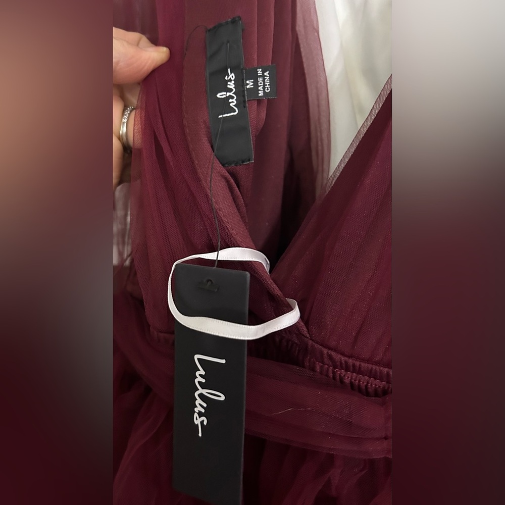 Lulus Flawless Arrival Burgundy Tulle Tie-Strap Tiered Maxi Dress Medium NEW NWT - Picture 6 of 7